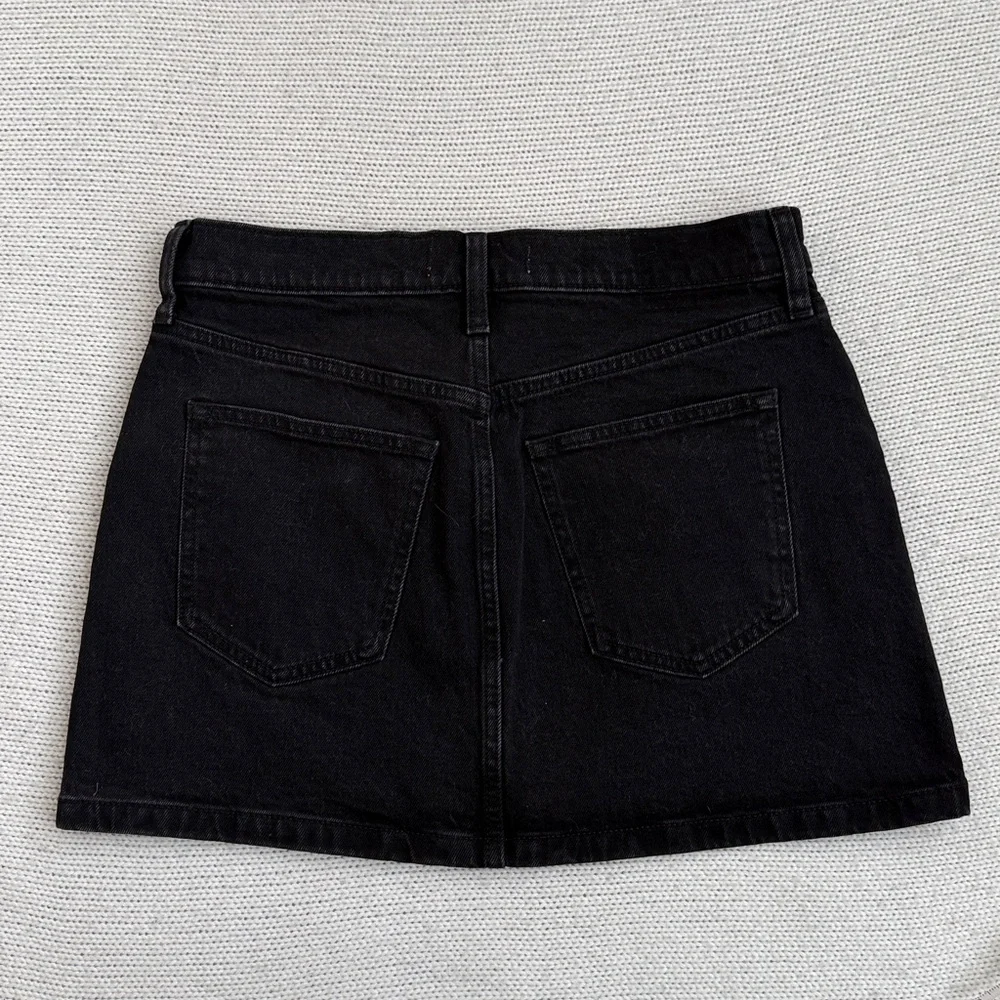NWT! Abercrombie & Fitch Denim Studded Mini Skirt Black Size 8/29 - Picture 6 of 6
